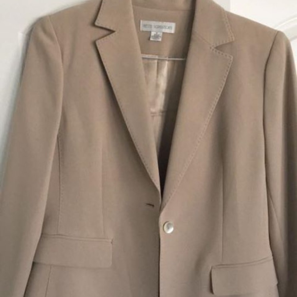 Suit set